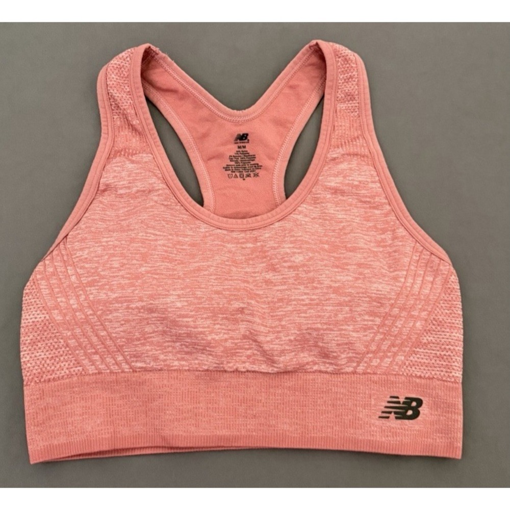 NB New Balance Sports Bra Womens Size Medium Pink Racerback Padded Keyhole Back